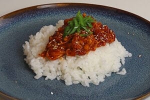gebratene Enoki Pilze