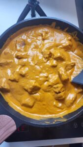 Veganes Butter Chicken Soße